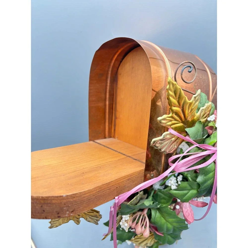 Vtg Home Interiors Rustic‎ Copper Mailbox Shelf Wall Decor Leaf Floral Accents